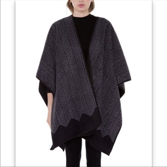 Ike Behar Reversible Gray & Black Poncho Ruana - Picture 6 of 6